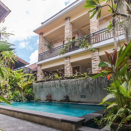 Oyo 401 The Frog Homestay Sanur Exterior photo